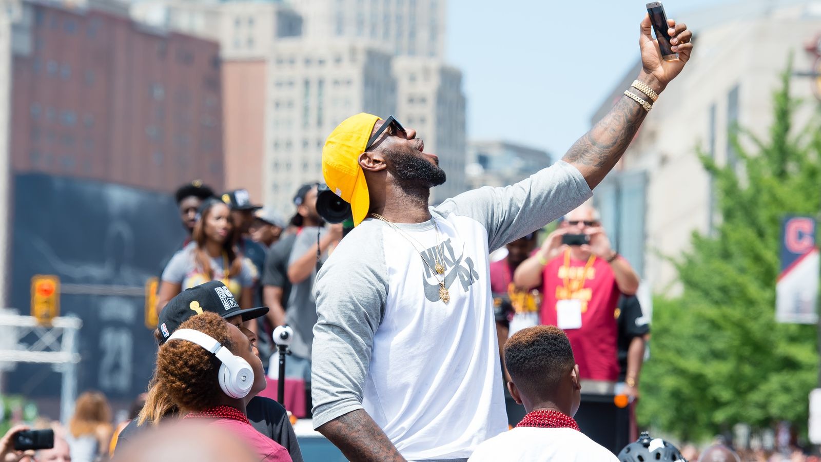 LeBron James Unveils Rare Photos of His Cavs Swan: A Glimpse into the Memorable Days Spent in Cleveland