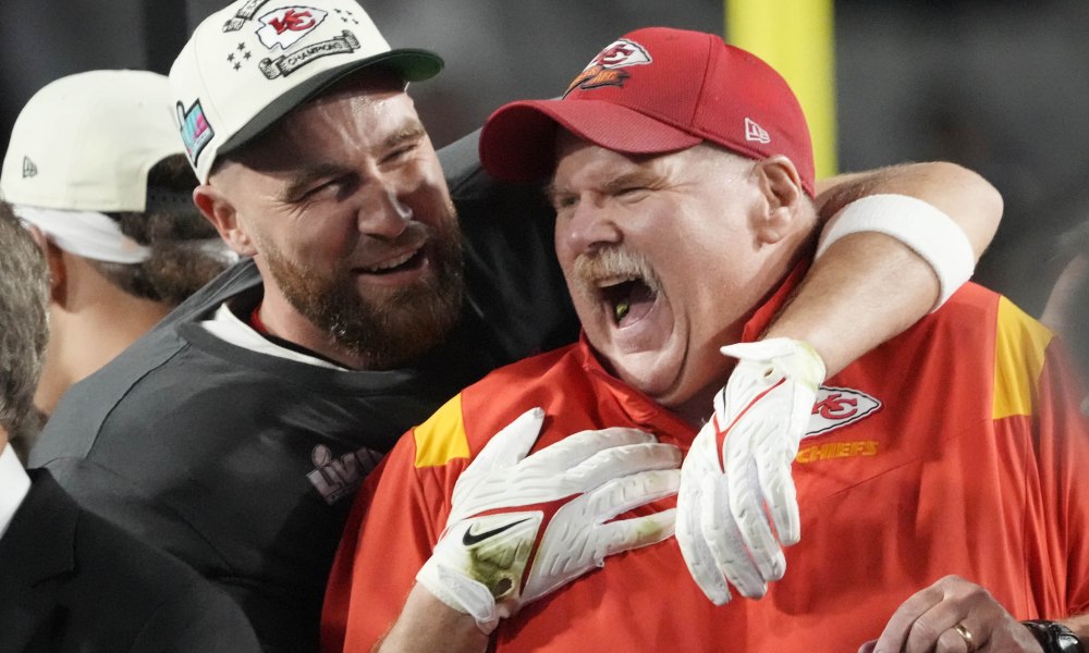 Andy Reid on Kelce's first-quarter outburst: 'He keeps me young'