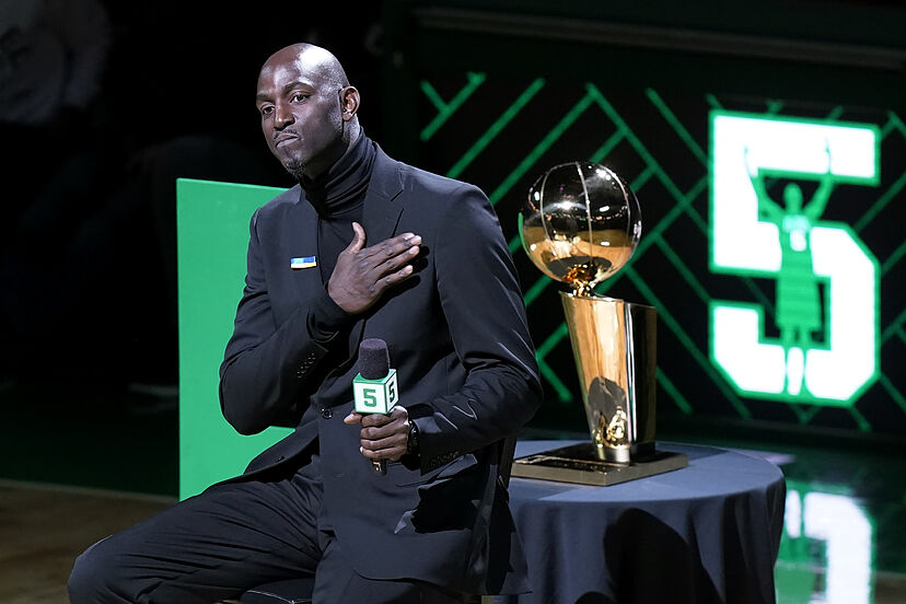 Kevin Garnett weighs in on the NBA's GOAT debate concerning LeBron James |  Marca