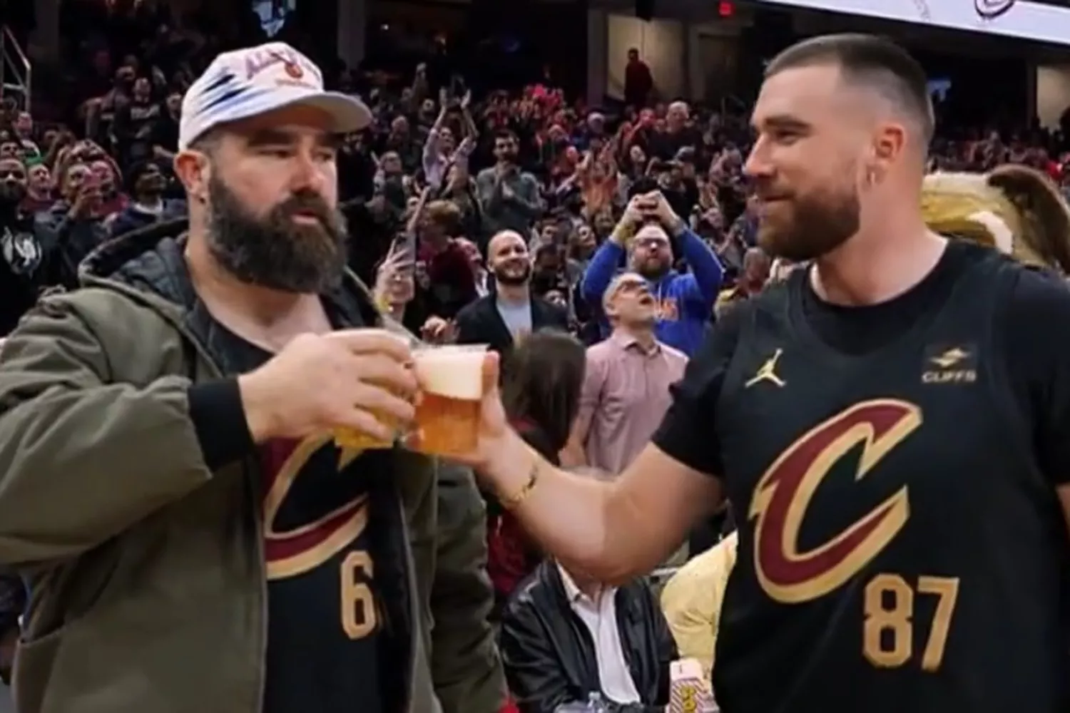 Jason and travis kelce chug beers at cleveland cavaliers 03 05 24 twitter