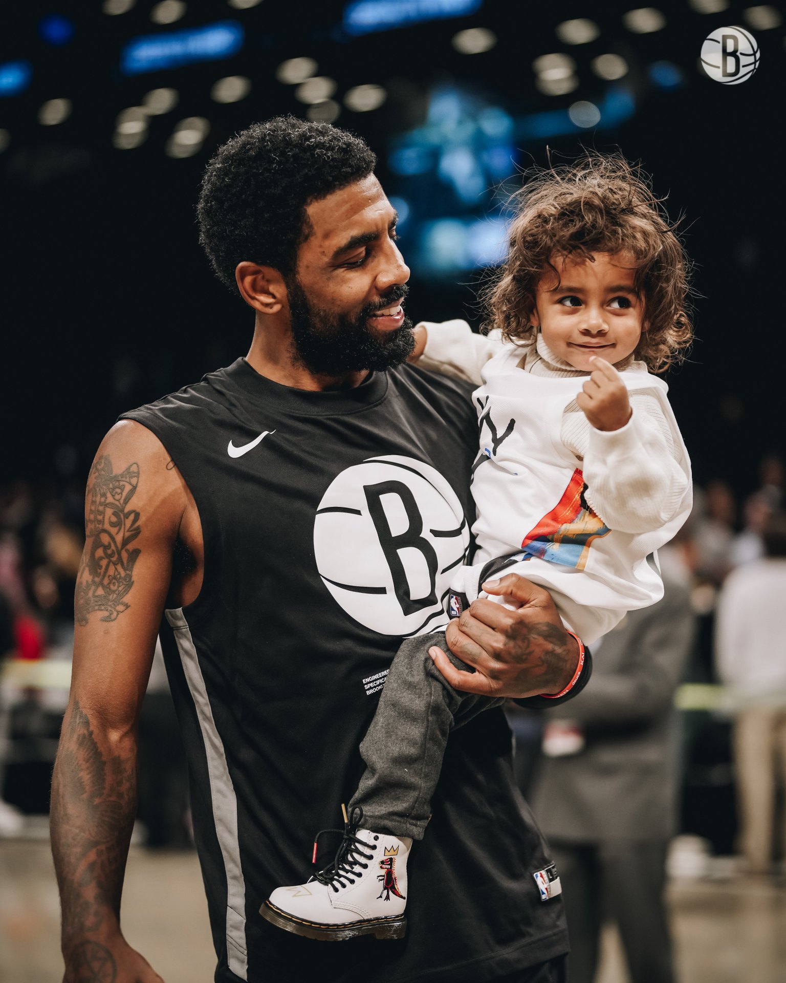 Nets' Kyrie Irving Gets Thunderous Ovation In First Game, 60% OFF