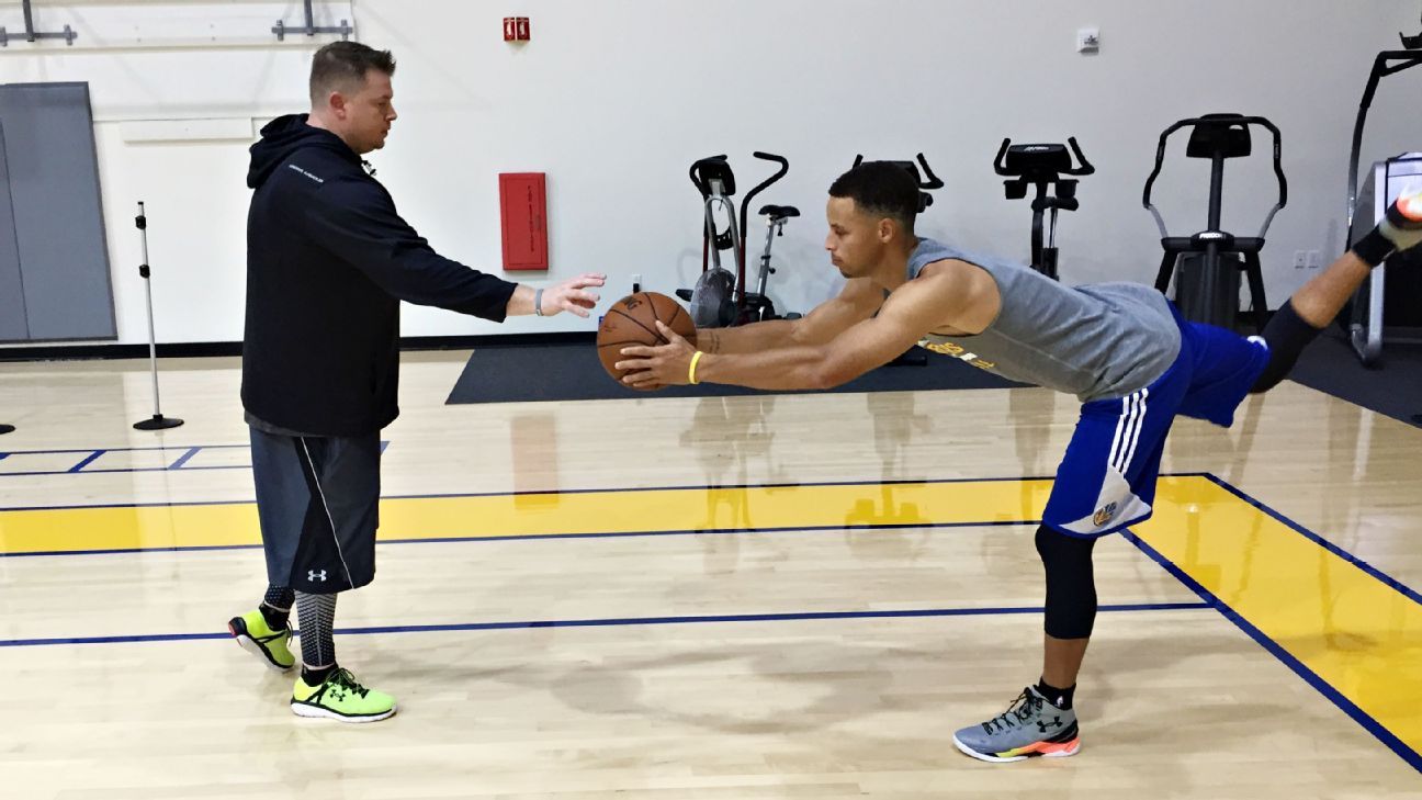 NBA: Inside the unorthodox training routine of Golden State Warriors' Stephen  Curry - ESPN