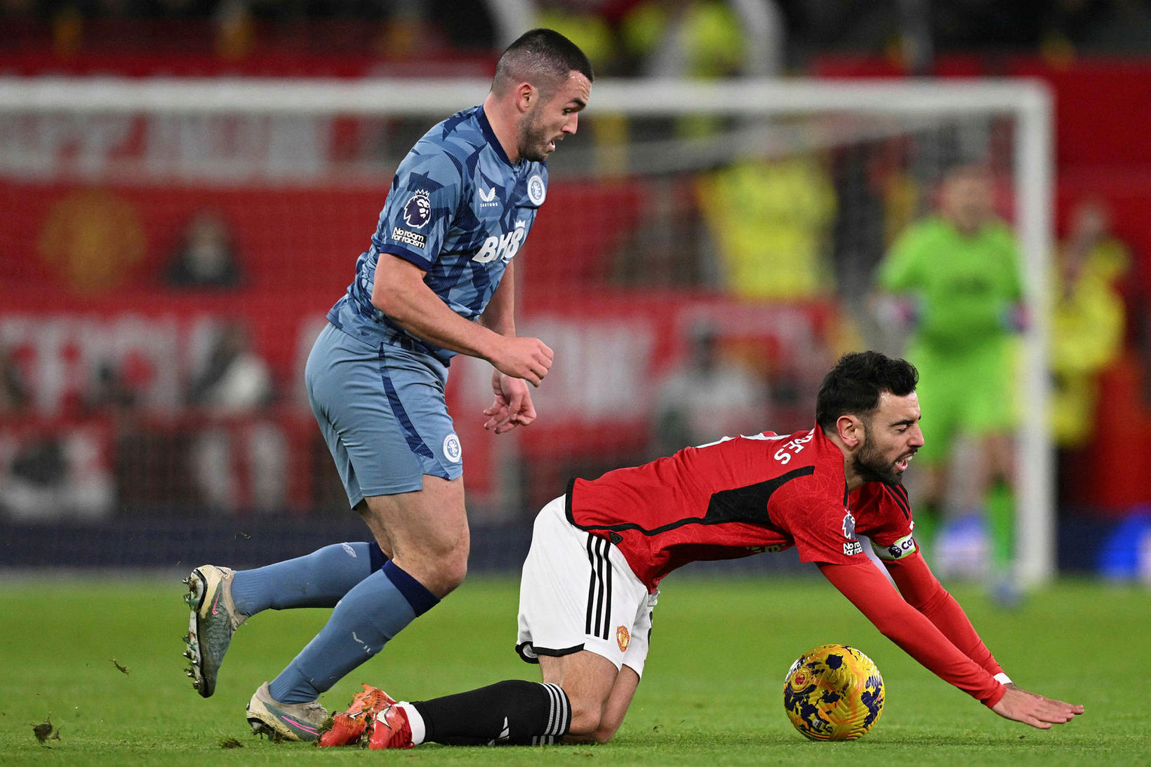 Man. United - Aston Villa, staðan er 2:2