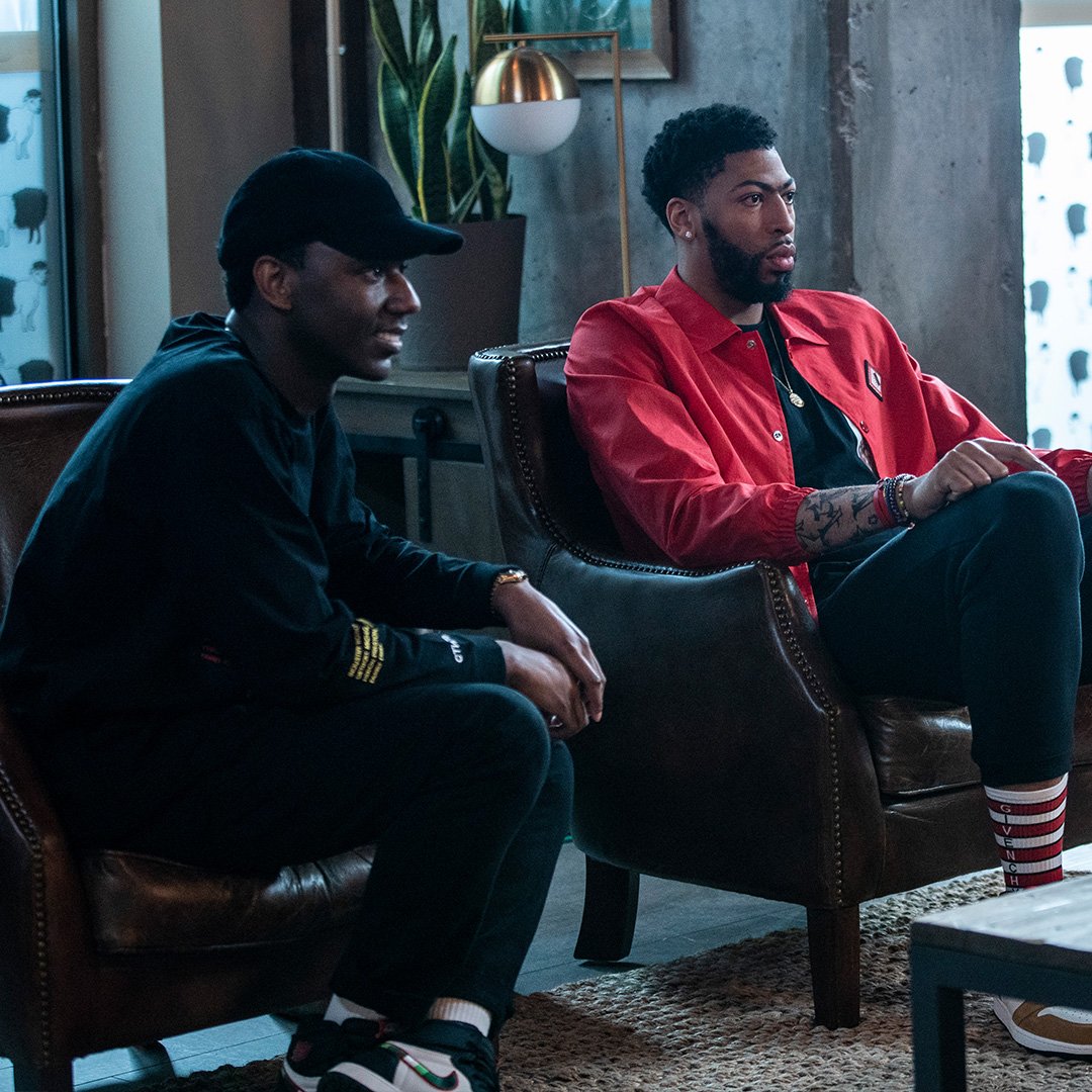 HBO on X: "Pull up a chair, #TheShopHBO is back. LeBron and Mav sit down  with an all-new crew, including Anthony Davis, Antonio Brown, Meek Mill, 2  Chainz, Jamie Foxx and Jerrod