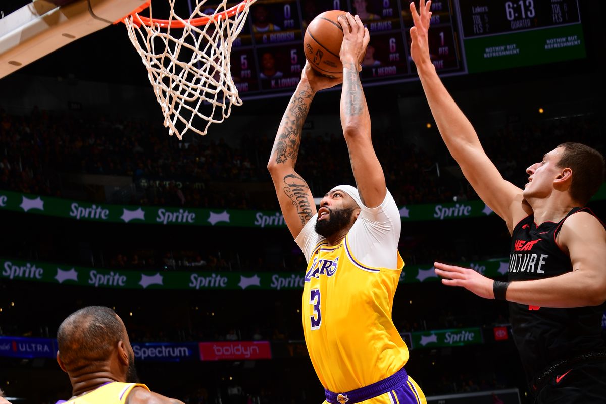 Lakers vs. Heat Final Score: Heat defeat Lakers despite Anthony Davis -  Silver Screen and Roll