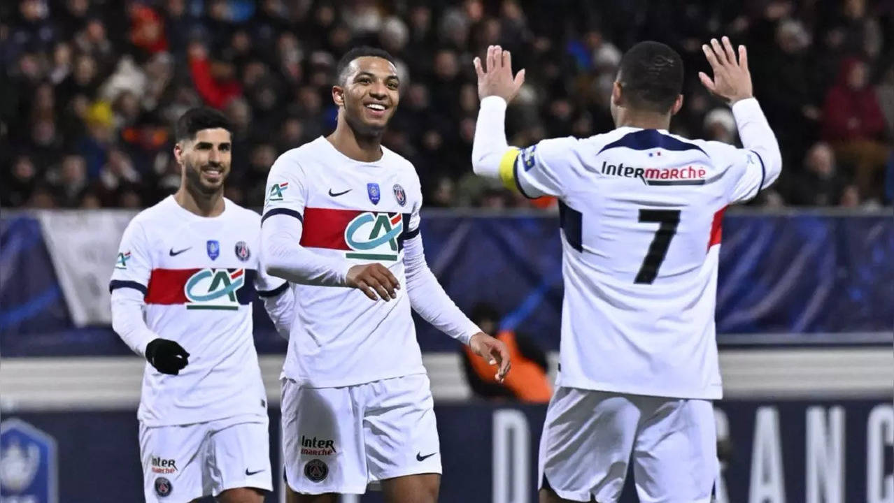 Kylian Mbappe Scores Hat-Trick As PSG Beat Revel 9-0 In French Cup |  Football News, Times Now