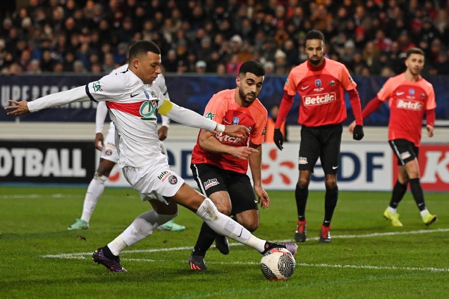 Mbappe and PSG revel in nine-goal French Cup rout at sixth-tier amateurs