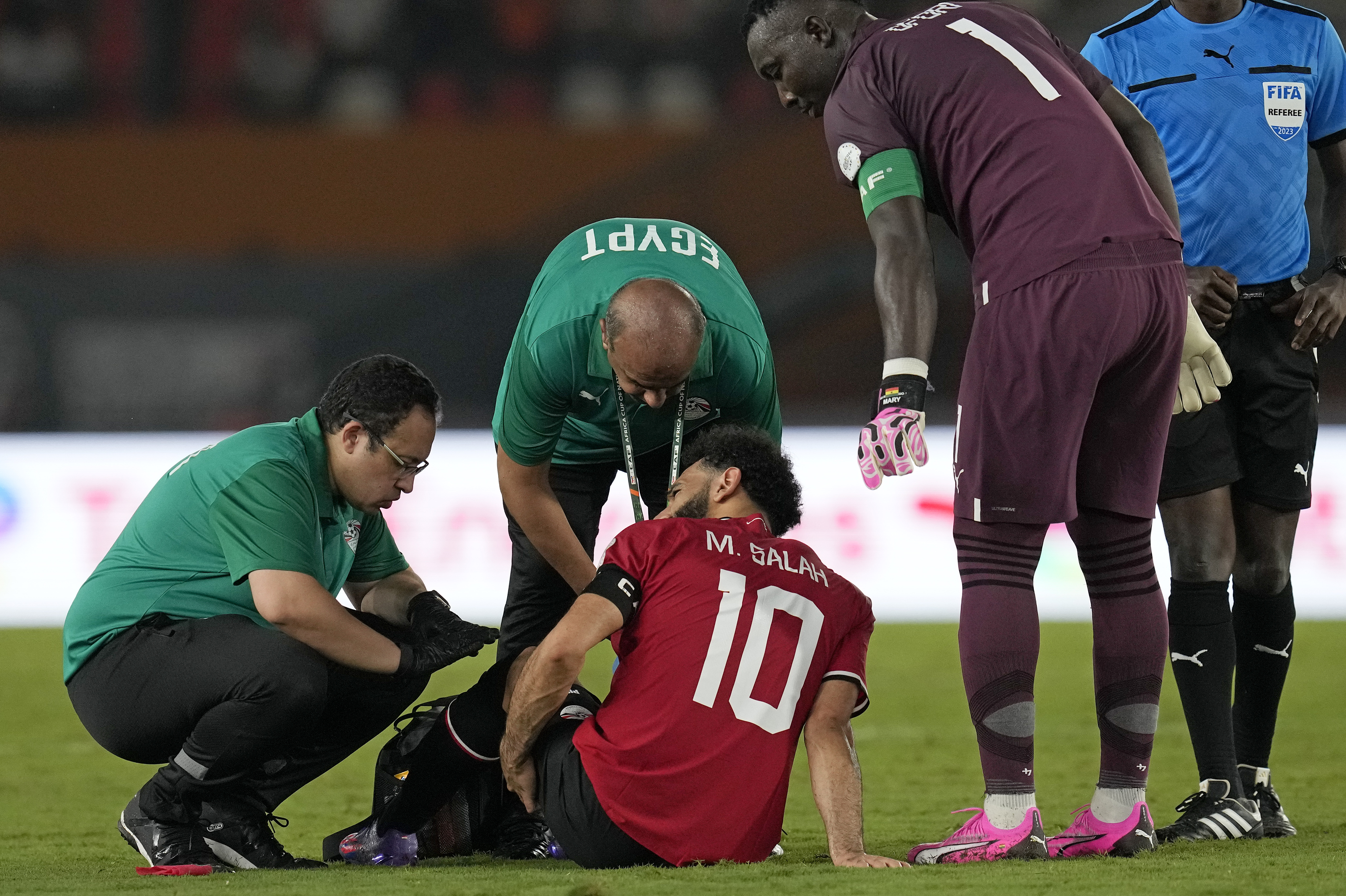 Mohamed Salah forced off with injury as Egypt draw with Ghana at AFCON