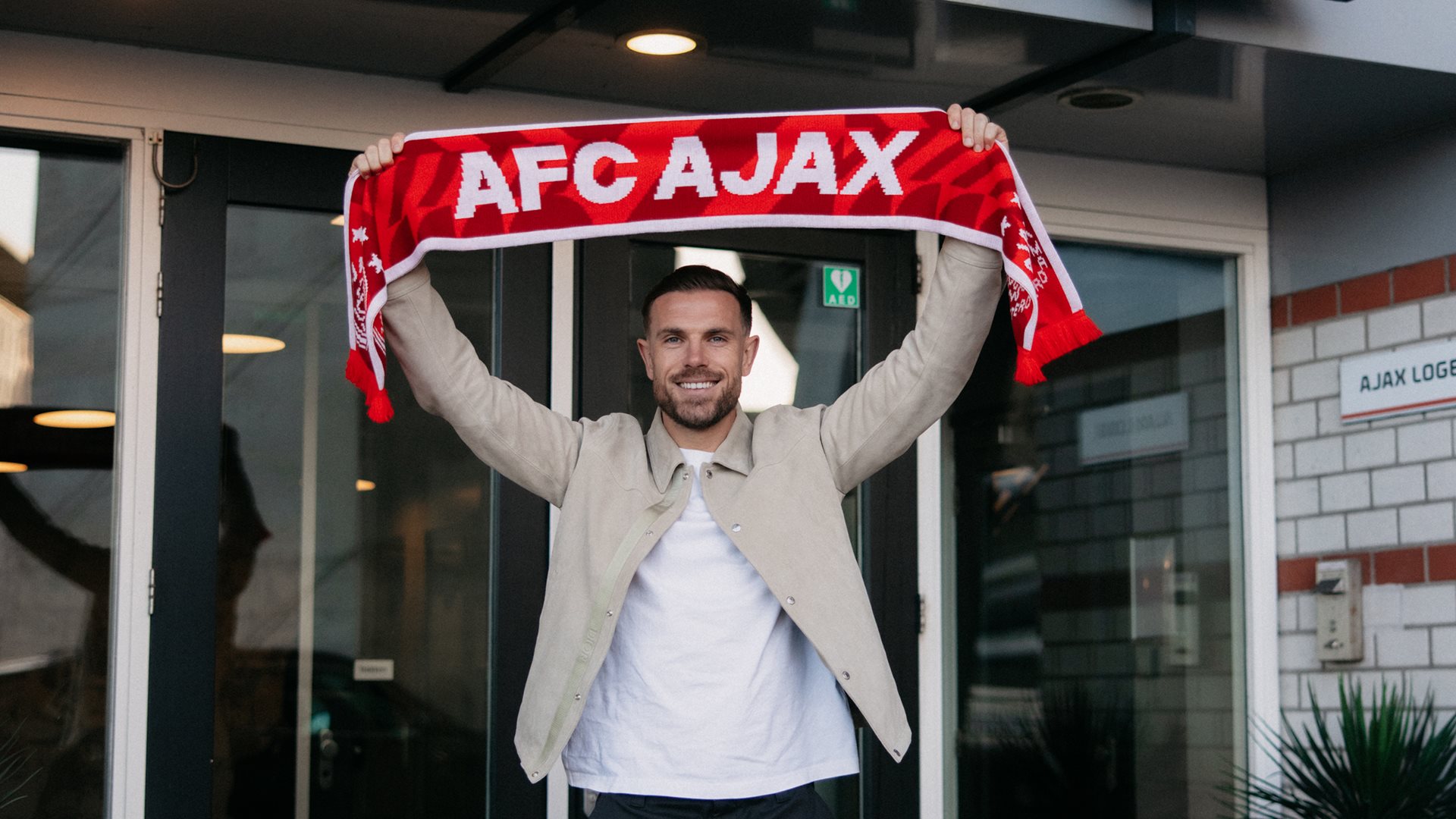 Ajax reach agreement with Jordan Henderson