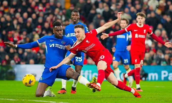 Jota passed midfielder Benoit Badiashile to open the score for Liverpool. Photo: AP