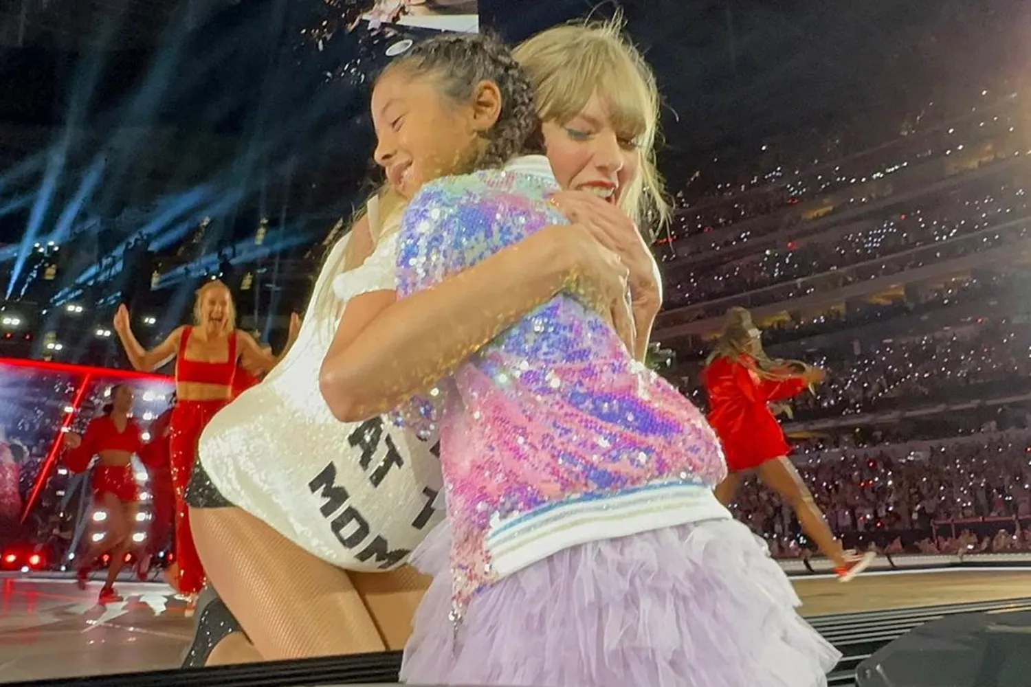 Vanessa Bryant Shares Sweet Photo of Taylor Swift Hugging Daughter Bianka, 6, at Concert: 'We Love You!'