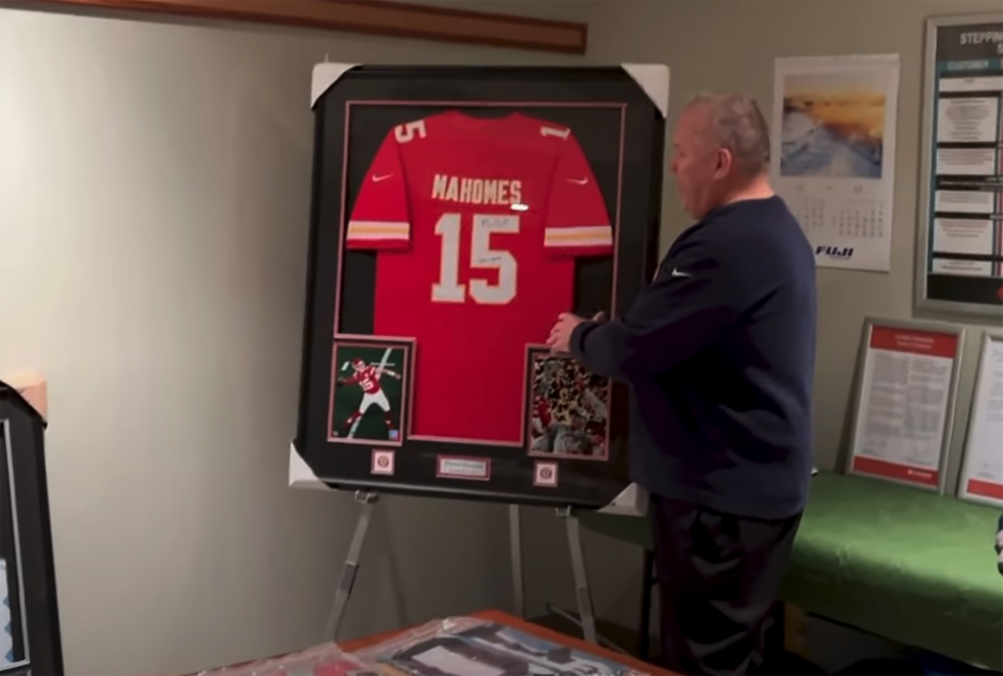 Patrick Mahomes jersey