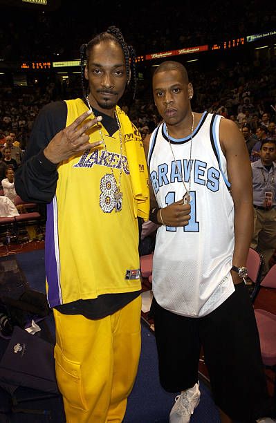 Celebrities at Game 4 of the NBA Finals with the Lakers & Nets - 12 June  2002 | Snoop dogg, Snoop, Hip hop fashion