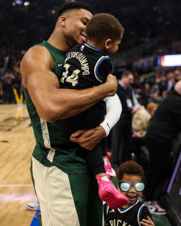 Giannis Antetokounmpo's Happy Family Moment Shines in…