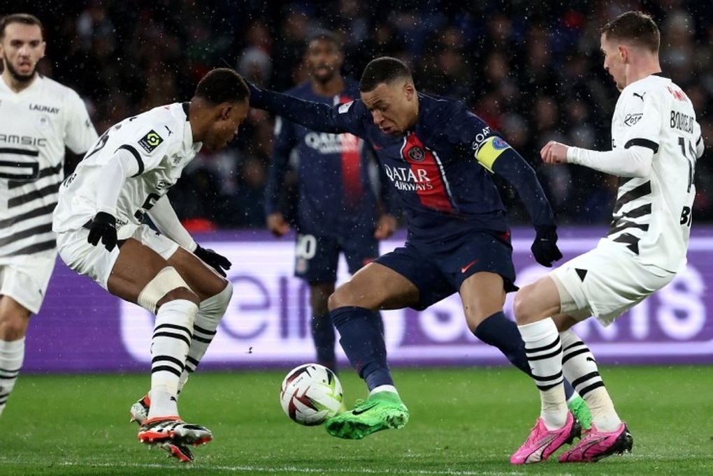 Mbappe was lackluster, PSG luckily drew thanks to a penalty in injury time - 1