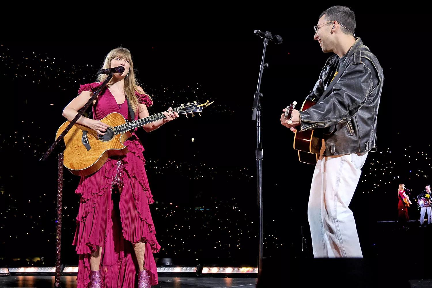 Taylor swift jack antonoff perform new jersey 05 26 23