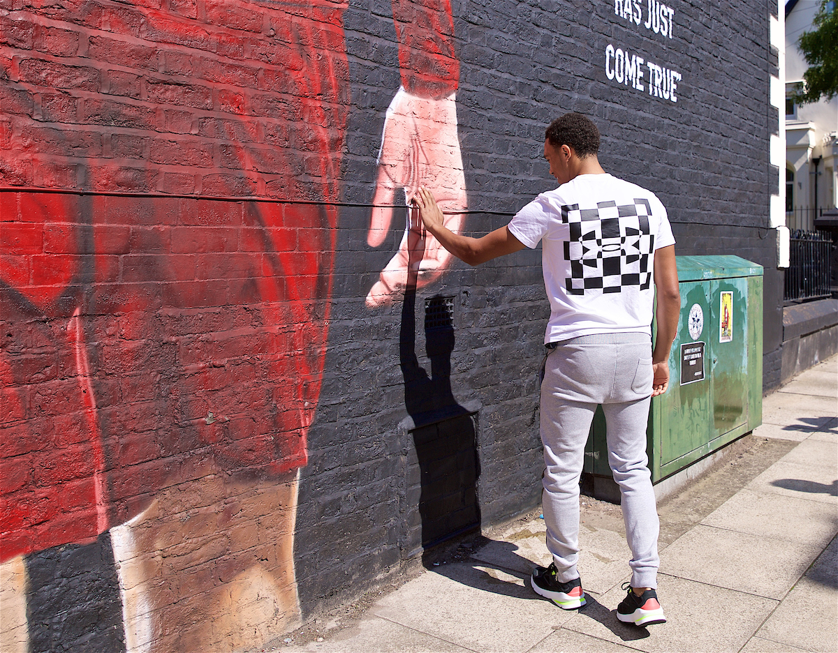 TAW Unveils Trent Alexander-Arnold Mural w/ Fans Supporting Foodbanks