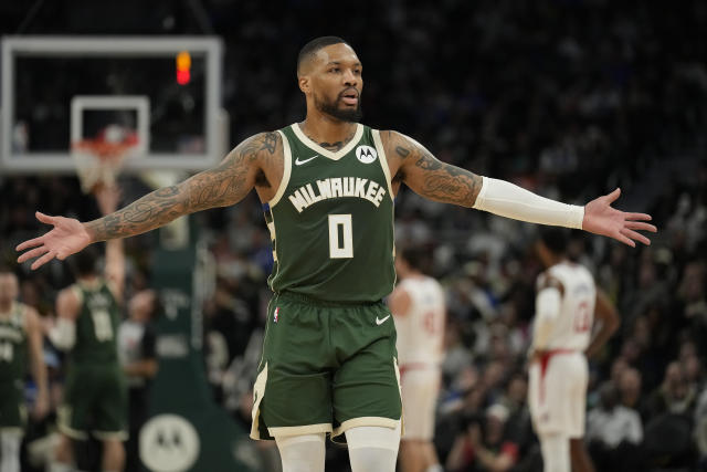 Damian Lillard drops 41 points, leads Bucks rallying past Clippers even  without Giannis Antetokounmpo - Yahoo Sports