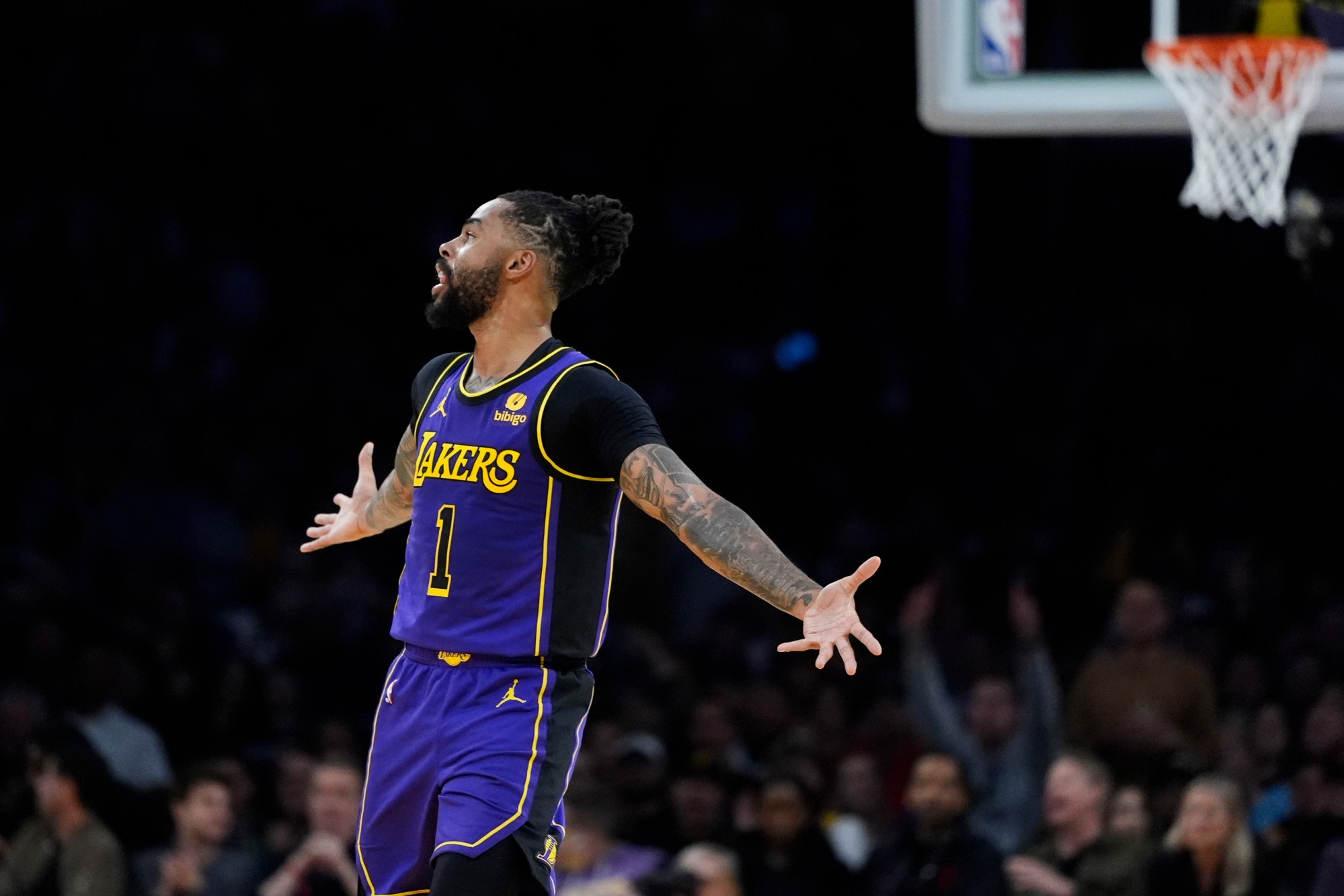 D'Angelo Russell scores 44 points in LeBron-less Lakers' stunning 123-122  win over Bucks – WWLP