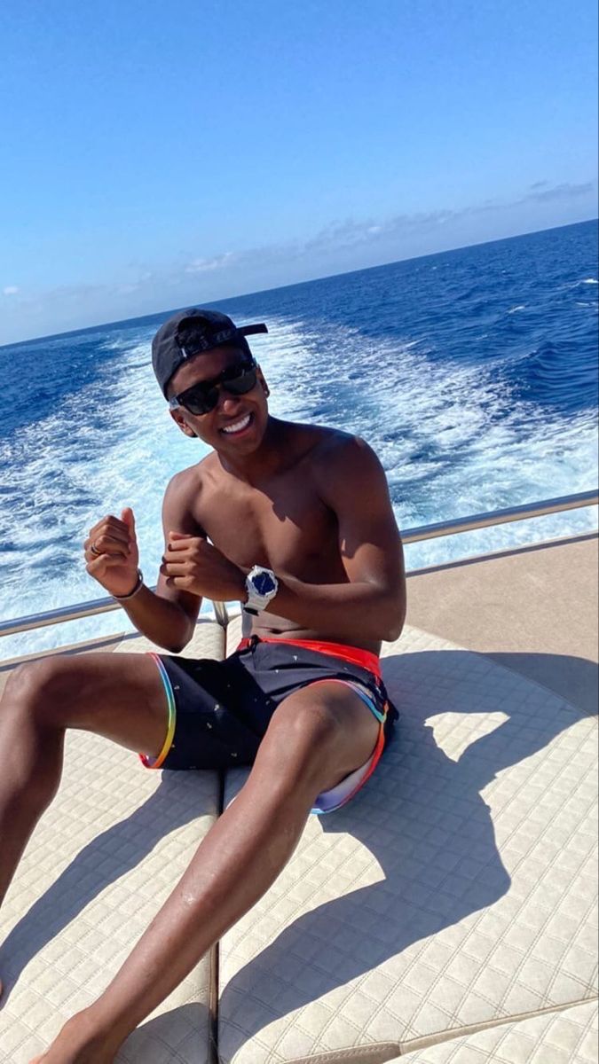 Rodrygo Goes in 2023 | Swimwear, Speedo, Fashion