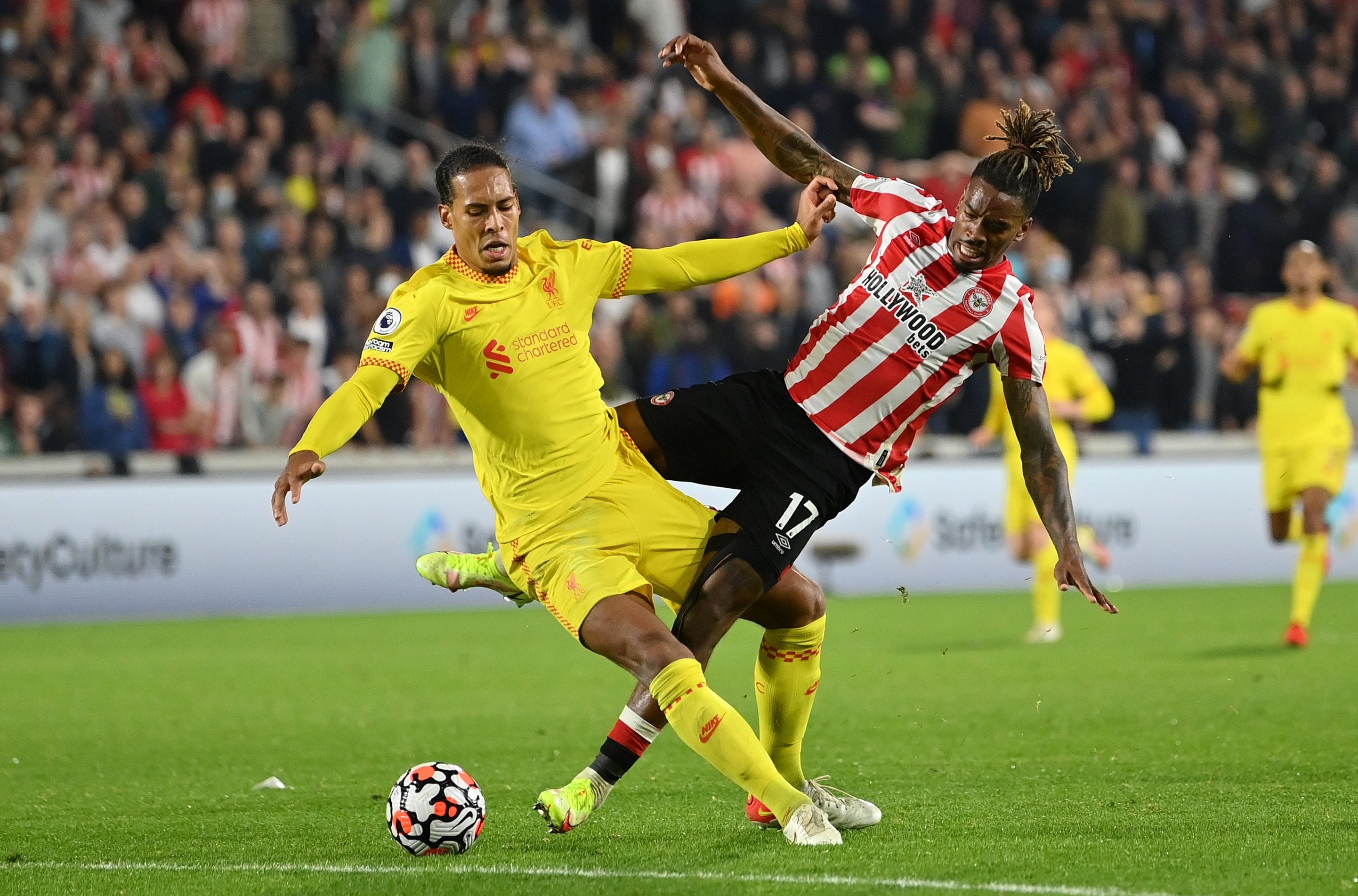 Liverpool supporter Ivan Toney had to resist being 'fanboy' during Virgil van Dijk battle at Brentford and admitted: 'He can do everything' | talkSPORT