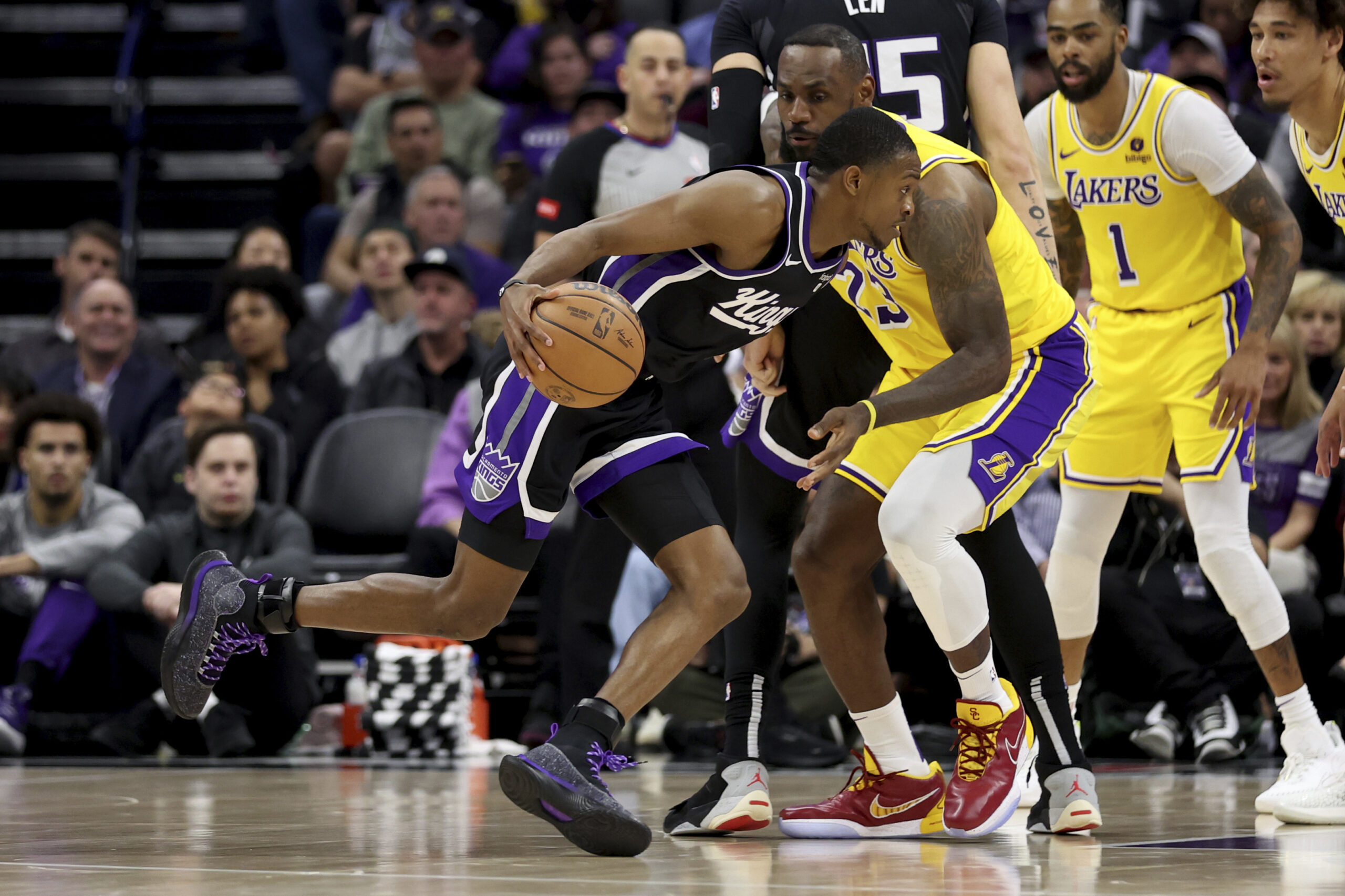 NBA: Kings beat Lakers 4-game season sweep