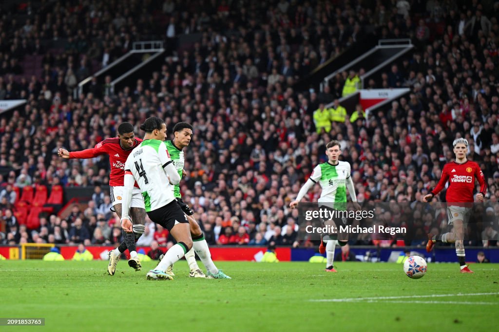 Manchester United v Liverpool - Emirates FA Cup Quarter Final