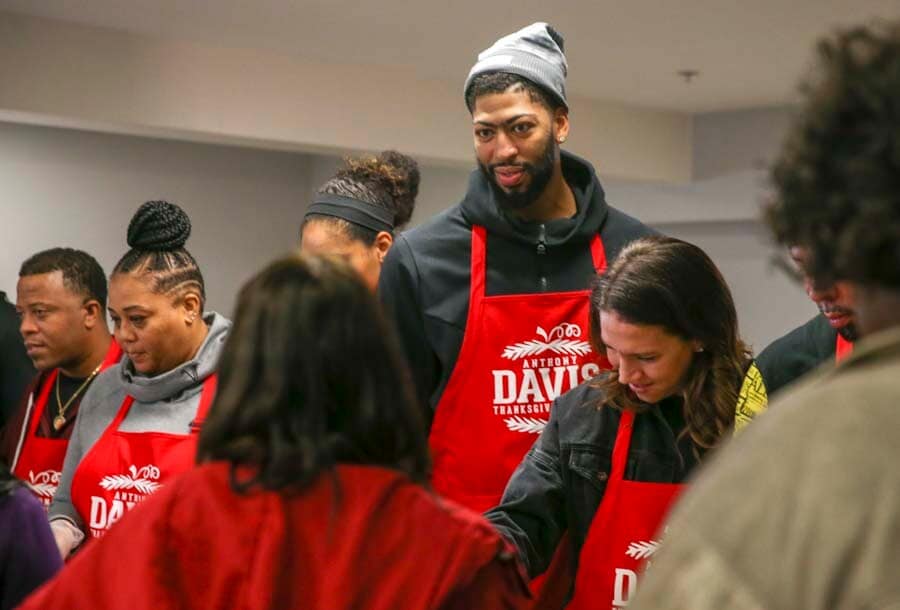 Anthony Davis’ 6th Annual Thanksgiving Dinner