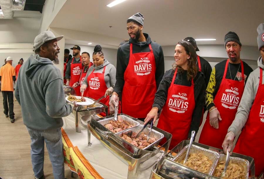 Anthony Davis’ 6th Annual Thanksgiving Dinner