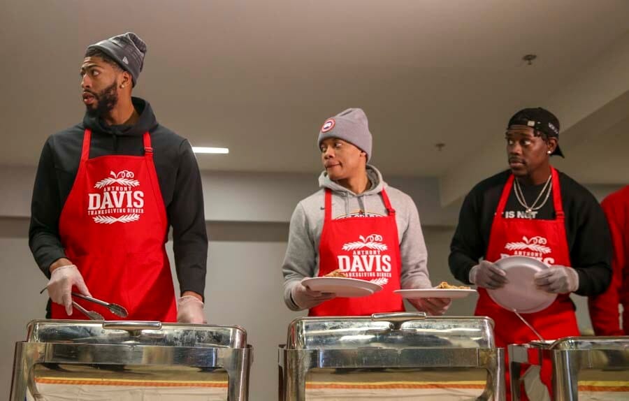 Anthony Davis’ 6th Annual Thanksgiving Dinner