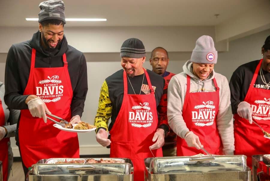 Anthony Davis’ 6th Annual Thanksgiving Dinner