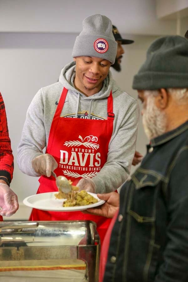 Anthony Davis’ 6th Annual Thanksgiving Dinner