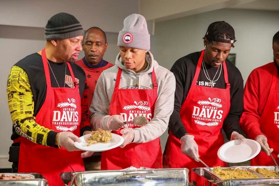 Anthony Davis’ 6th Annual Thanksgiving Dinner