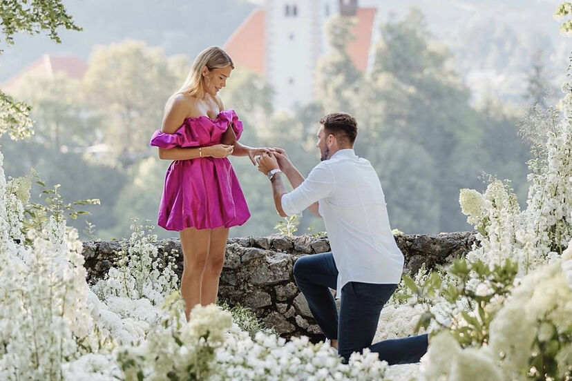 Mavericks star Luka Doncic proposes to longtime girlfriend Anamaria Goltes  | Marca