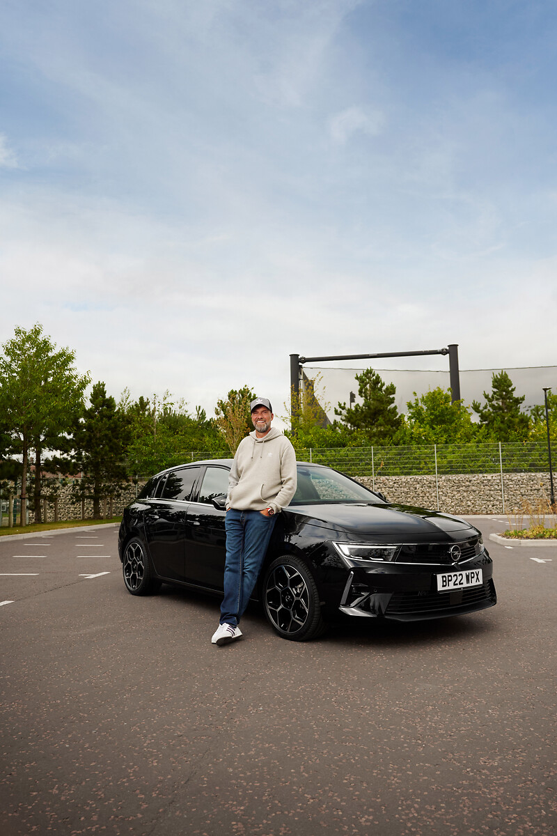 Jürgen Klopp Takes Delivery of New Opel Astra Plug-in Hybrid | Opel | Stellantis