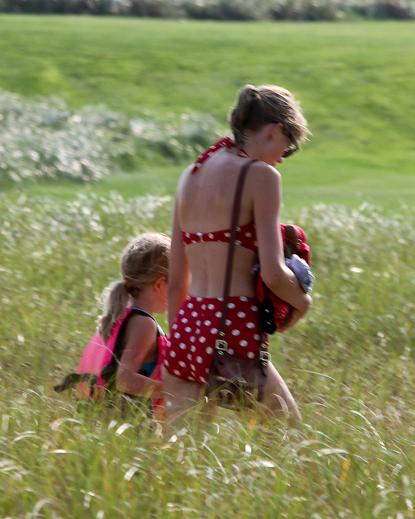 A Bikini-clad Taylor Swift Holds Hands With New Boyfriend Conor Kennedy At The Beach