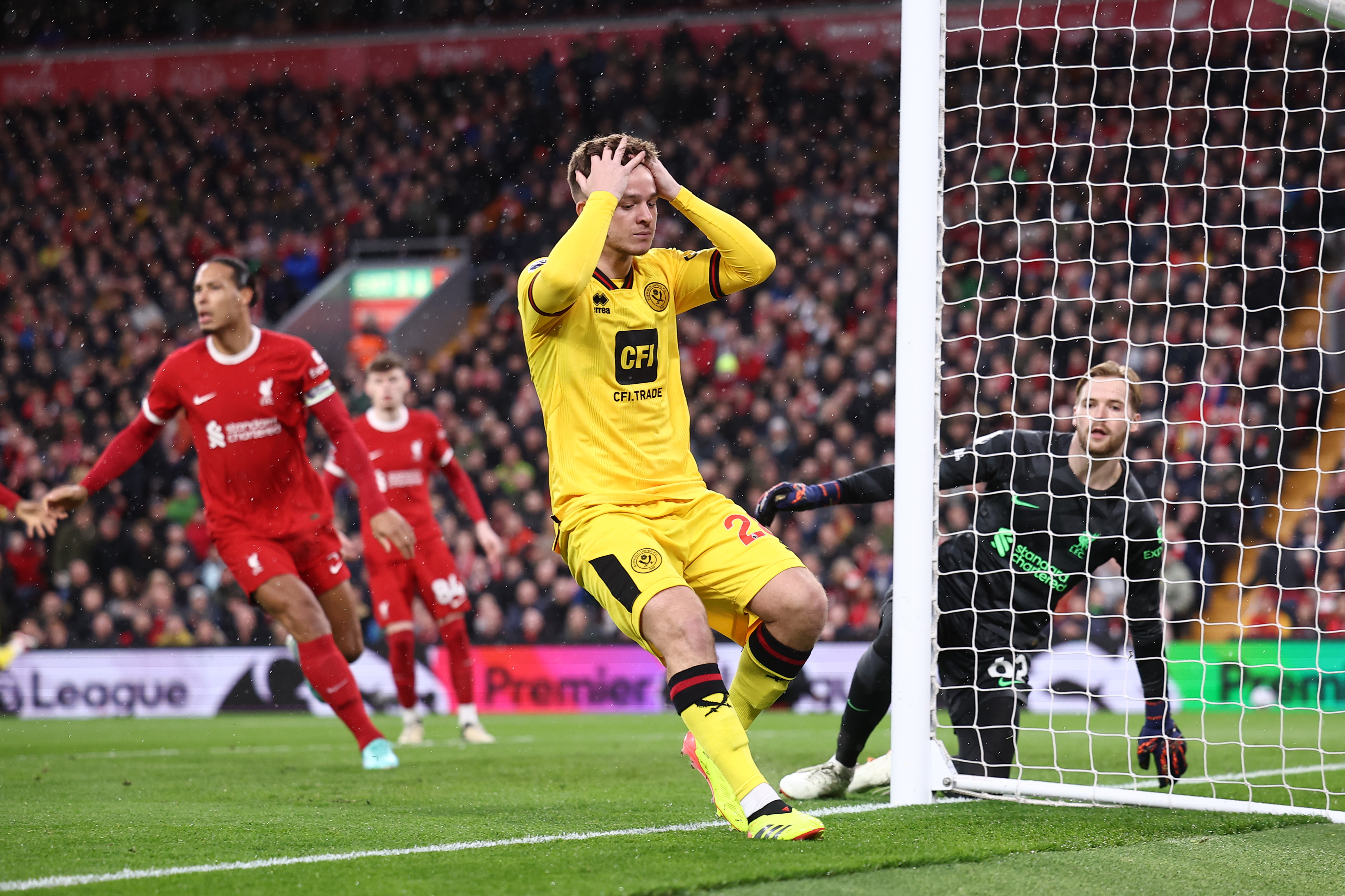 Sheffield United remain bottom of the Premier League table