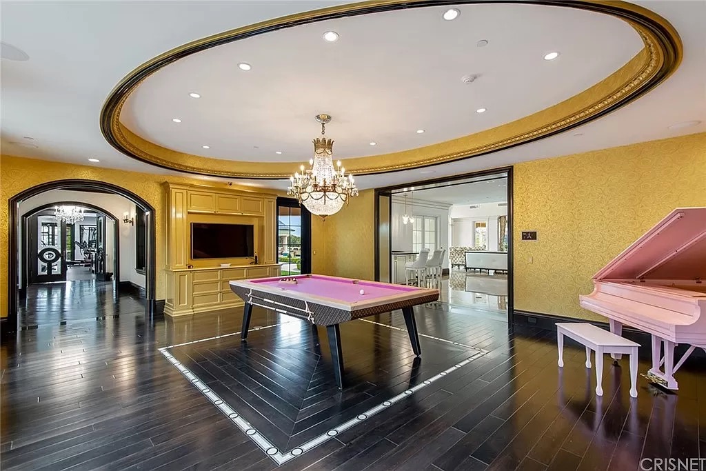 The pool table room.