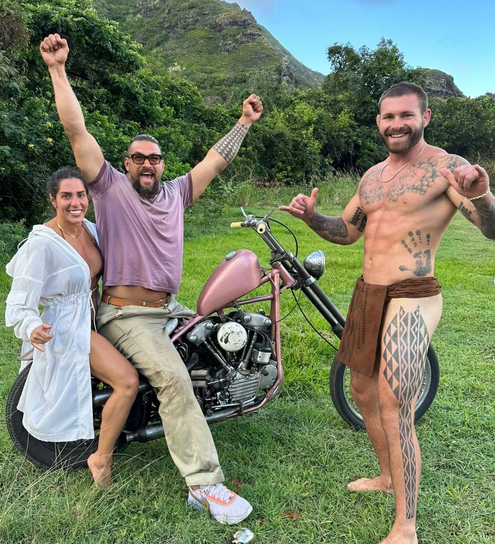 Gordon Ryan hangs out & rolls with Jason Momoa in Hawaii - BjjTribes