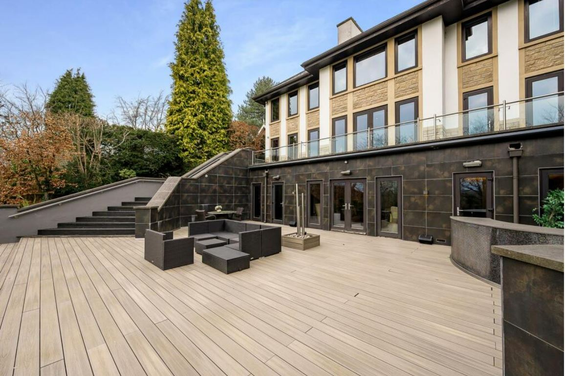 The Liverpool goalkeeper's luxury house is up for sale