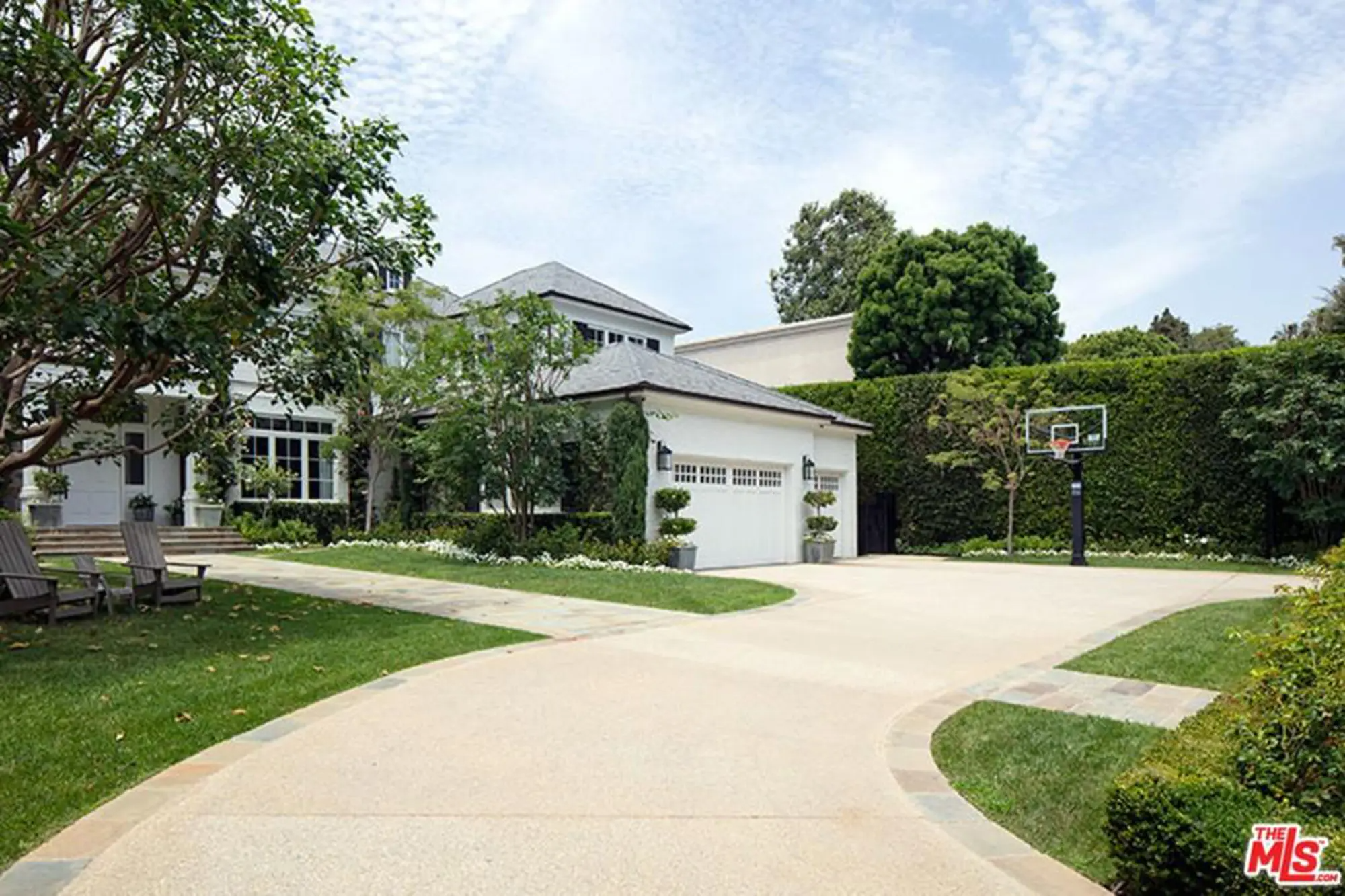 LeBron James and Children Soak Up the Sun, Play Basketball Together in $20.5M LA Mansion