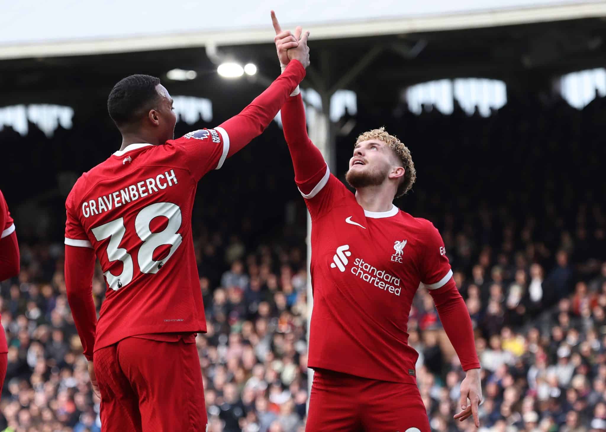 Gravenberch se redime em meio a possível saída e mantém vivo o sonho do  Liverpool