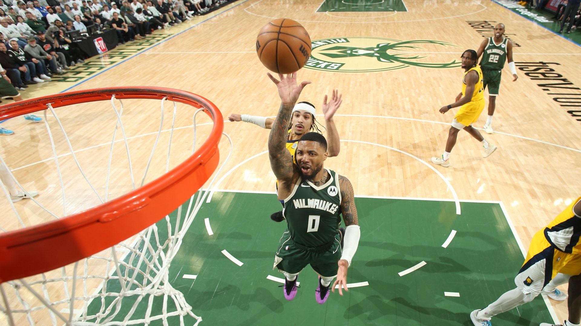 Another fast start for Bucks star Damian Lillard with 26 points in 1st half  of Game 2 | NBA.com