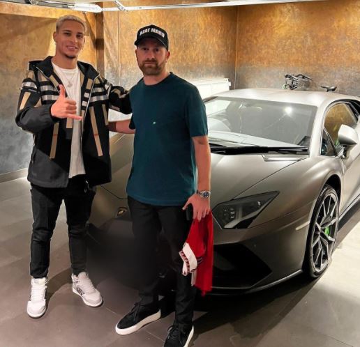 Man Utd star Antony celebrates Brazil World Cup 2022 call-up by splashing  out £337,000 on stunning Lamborghini Aventador | The Sun