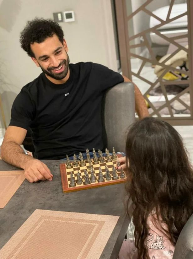 LFC Transfer Room on X: "Mohamed Salah on his chess addiction: “I'm addicted to chess. Literally everyday… I play random people, they know they play against me, asking 'are you Mo Salah'