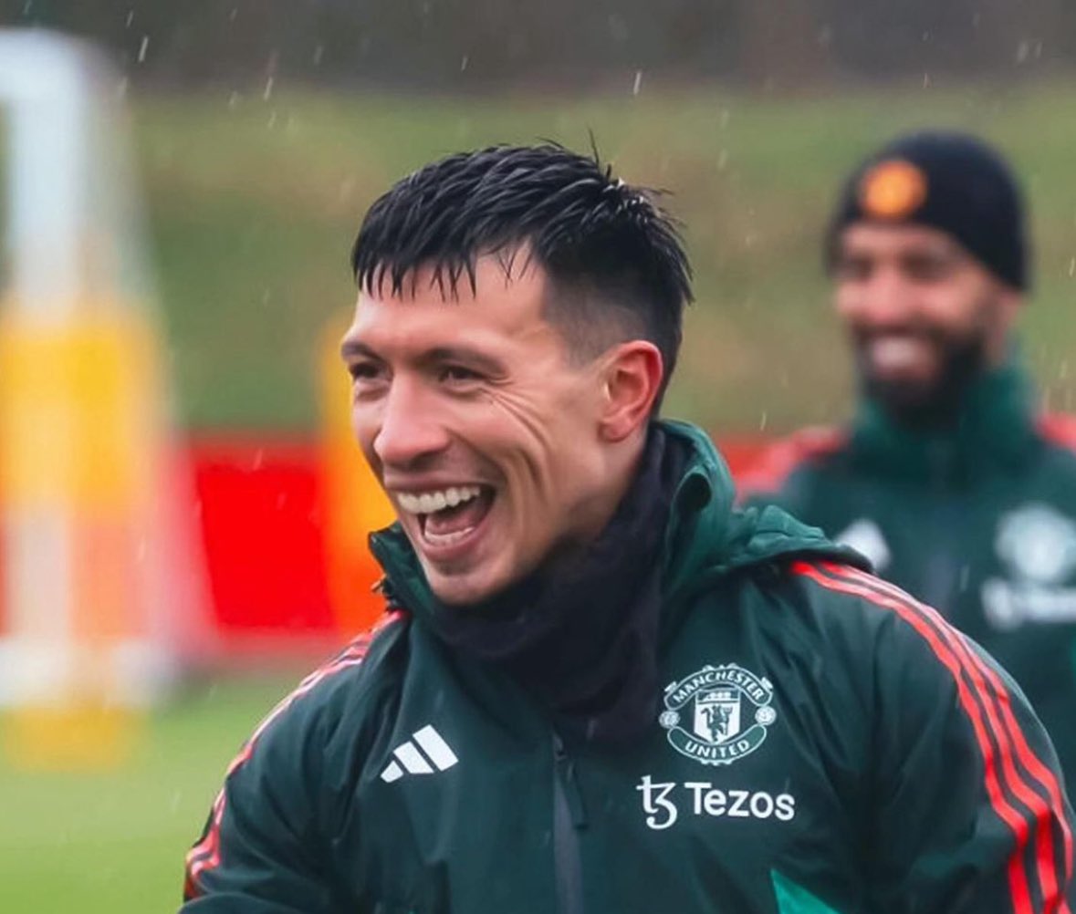 Fabrizio Romano on X: " Manchester United confirm that both Lisandro  Martinez and Marcus Rashford back into first-team training at Carrington.  https://t.co/JYF8vIDRG7" / X