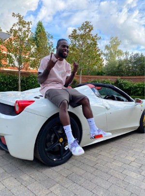 Victor Moses displays Ferrari