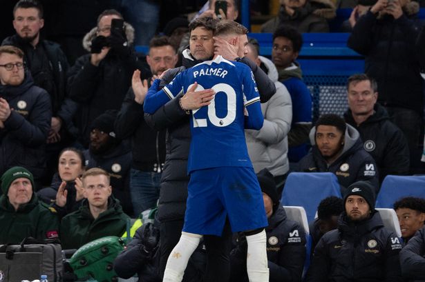 Cole Palmer embraces Mauricio Pochettino