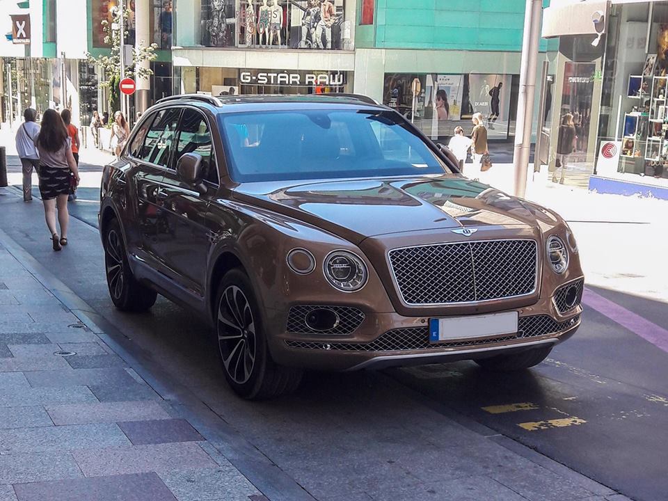 Bentley Bentayga: light brown with 12W * All PYRENEES · France, Spain, Andorra