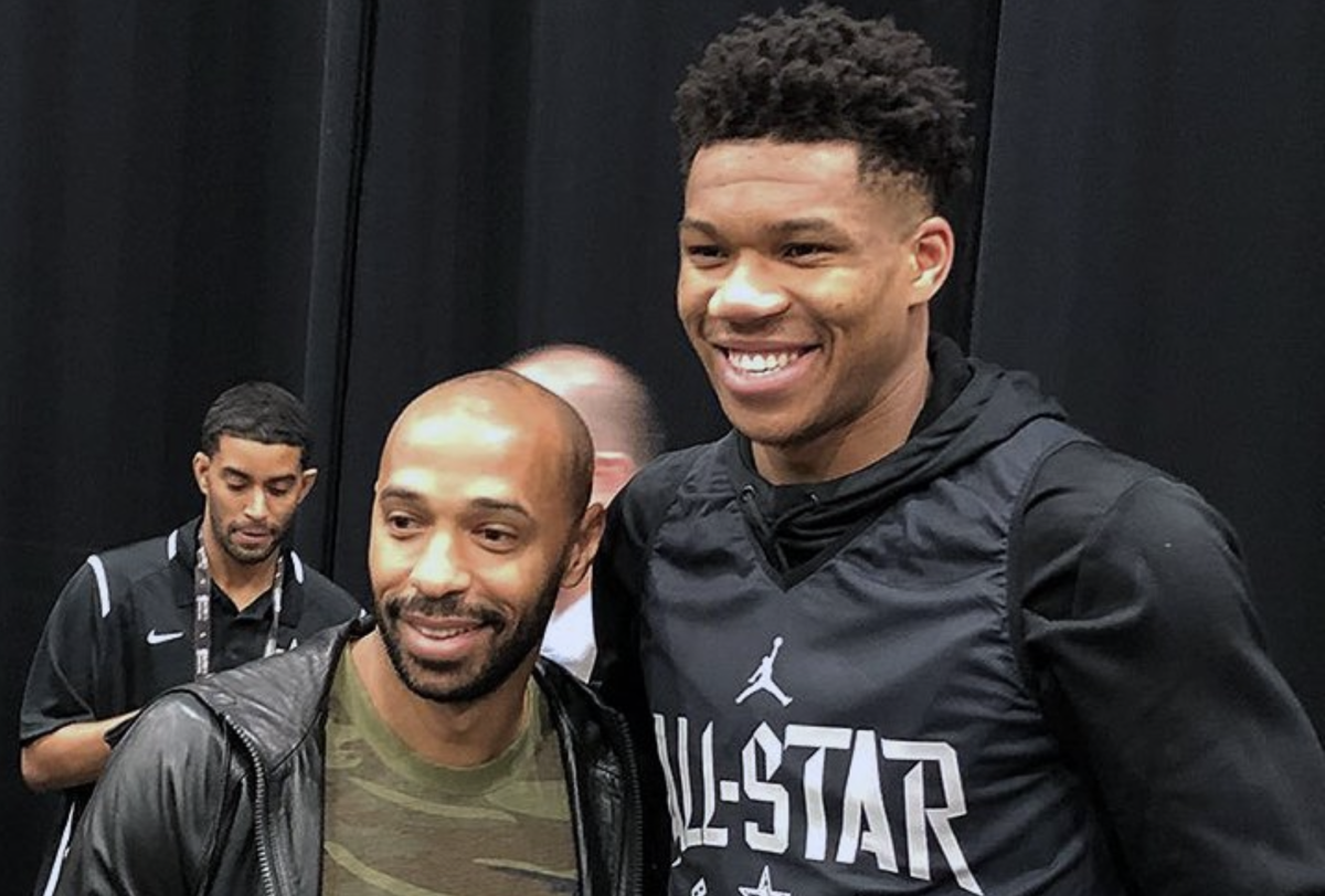 Giannis Antetokounmpo nhận được tin nhắn đặc biệt từ huyền thoại Arsenal Thierry Henry sau khi giành chức vô địch NBA: “Họ đã cố gắng hạ gục bạn, nhưng bạn không nghe thấy tiếng ồn”